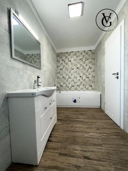 Casă individuală cu 5 camere cu Canalizare în Lumina