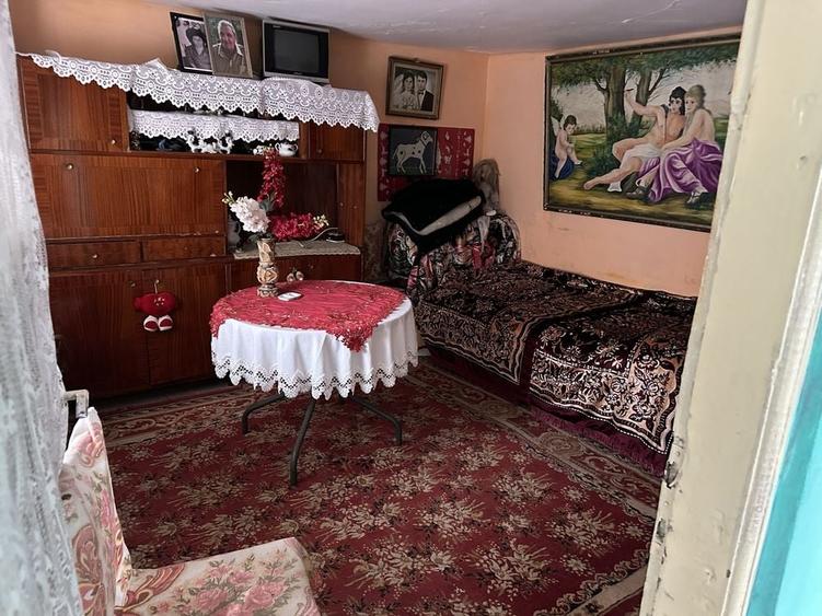 Casă cu 3 camere în Căteasca