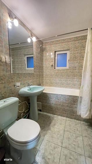 Apartament cu 2 camere decomandat în Nicolina