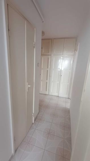 Apartament cu 2 camere decomandat în Astra