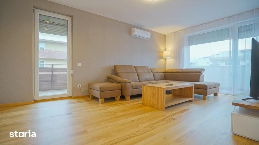 Apartament cu 2 camere decomandat în Tractorul
