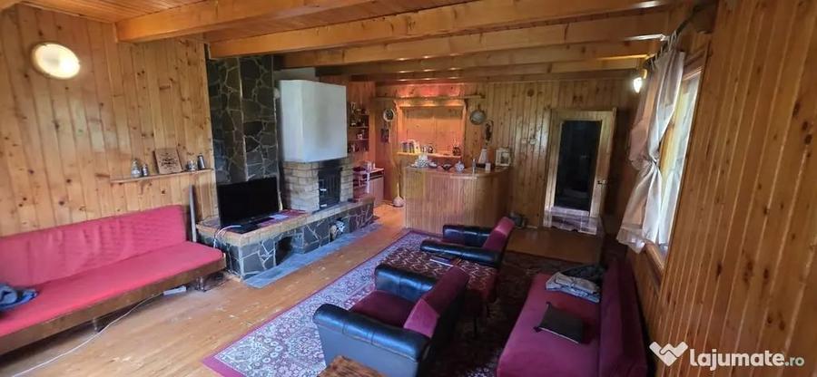 Casă cu 5 camere cu Teren 2200 Mp în Provița de Sus