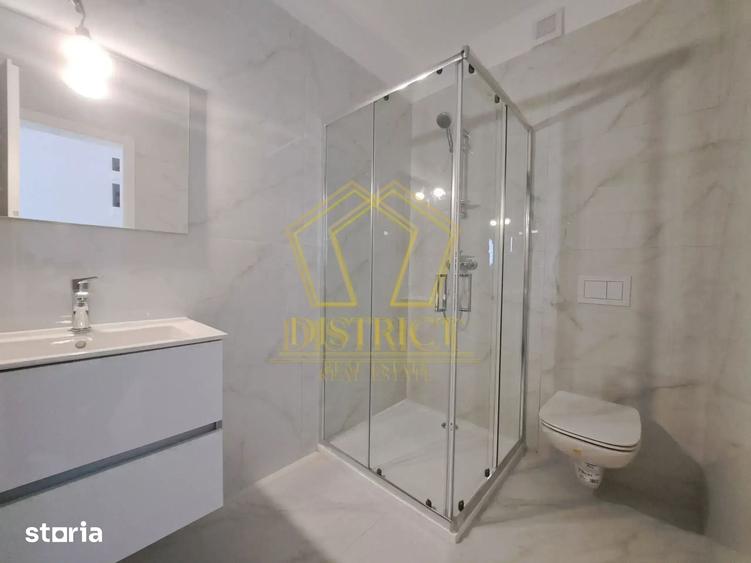 Apartament cu 3 camere în Aradului