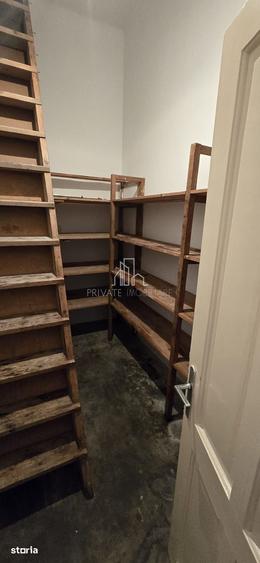 Casă cu 5 camere cu Teren 600 Mp în 7 Noiembrie
