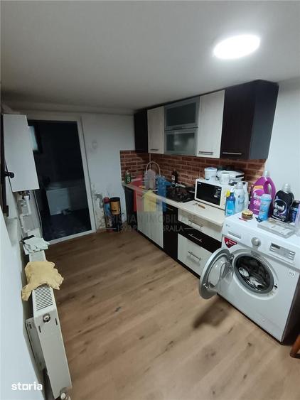 Casă cu 3 camere cu Teren 196 Mp în Central