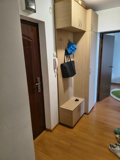 Apartament cu 2 camere decomandat în Apollo