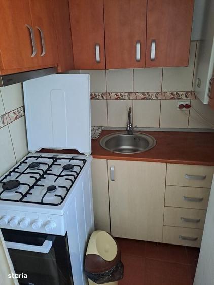 Ofer spre inchiriere apartament cu 3 camere,Robea-Catedrala - 14
