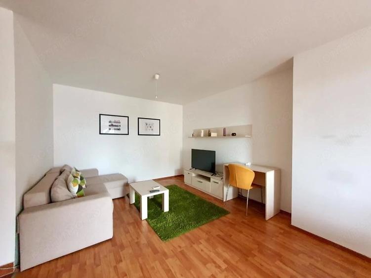 Apartament cu 2 camere semidecomandat în Buziașului