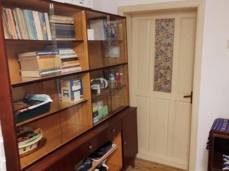 Casă individuală cu 5 camere cu Teren 150000 Mp în Fratoștița