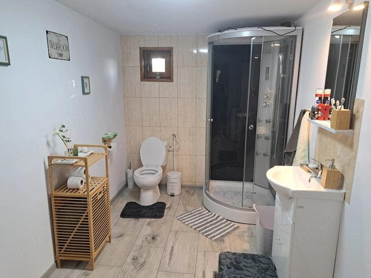 Casă cu 2 camere cu Teren 900 Mp în Preutești