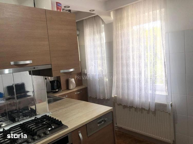 Apartament cu 3 camere decomandat în Tudor