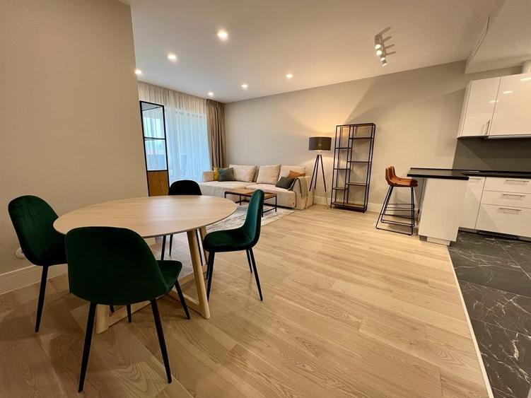 Apartament cu 2 camere decomandat în Pipera