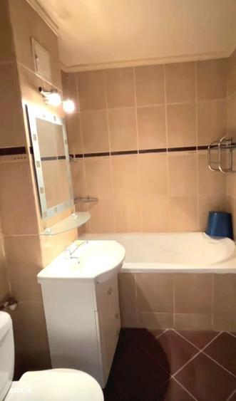 Apartament cu 2 camere decomandat în Radu Negru