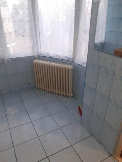 Garsonieră decomandată în Libertății