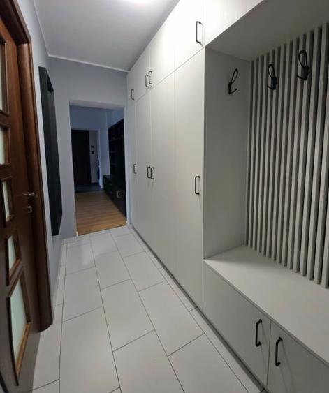 Apartament cu 2 camere semidecomandat, mobilat în Crângași