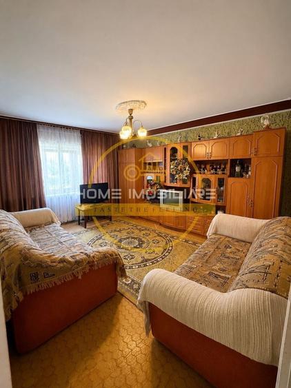 Apartament cu 3 camere decomandat în Baza 3
