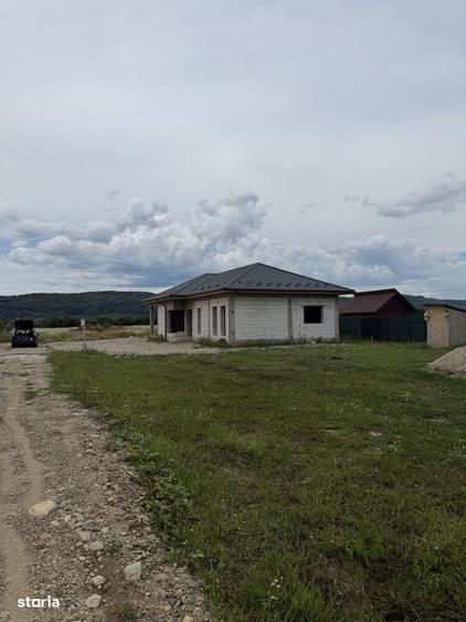 Casă cu 4 camere în Central
