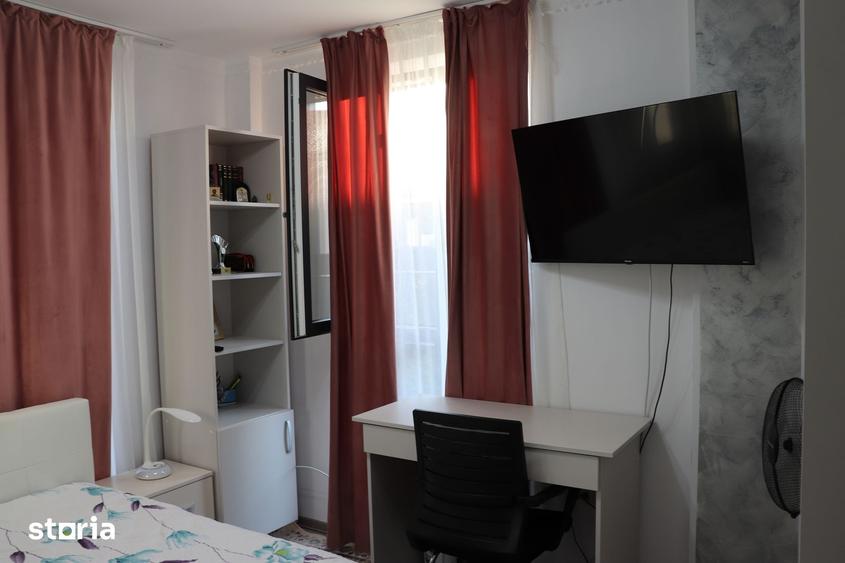 Casă cu 3 camere cu Teren 400 Mp în Bârnova