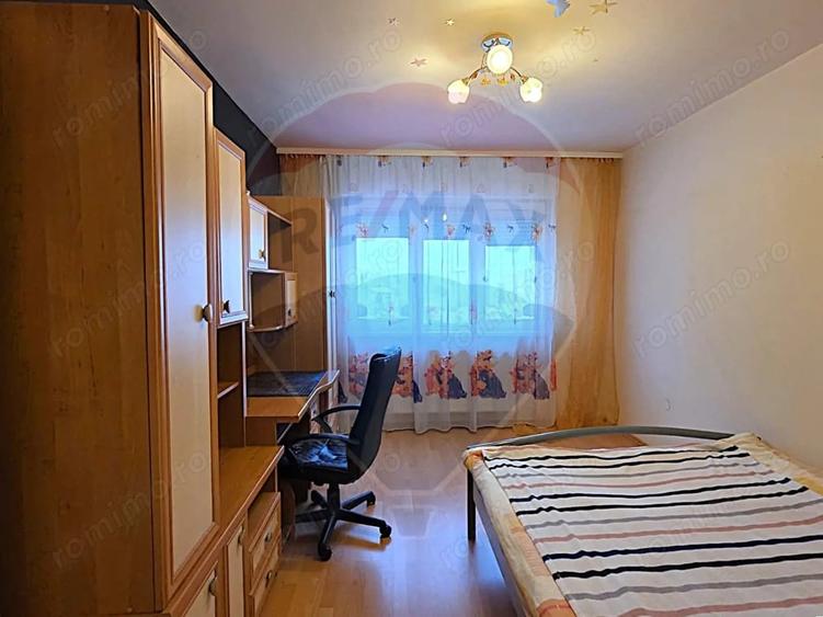 Apartament cu 2 camere decomandat în Dâmbu Pietros