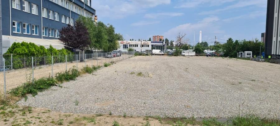 Teren Construcții intravilan de 2672 mp, în P-ta Presei Libere