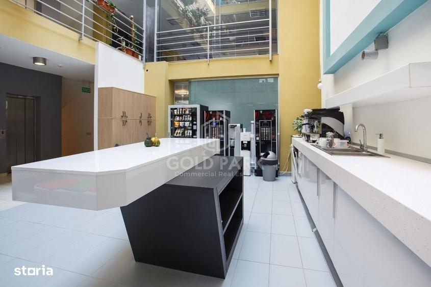 Spațiu comercial, de 239 mp, în Ultracentral