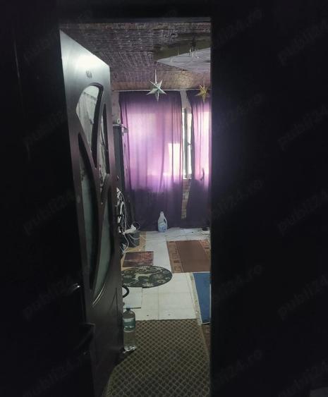 Garsonieră semidecomandată în Gară