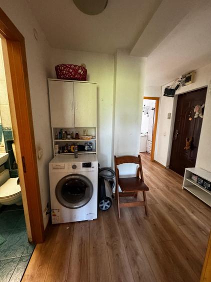 Apartament cu 3 camere decomandat în Tătărași