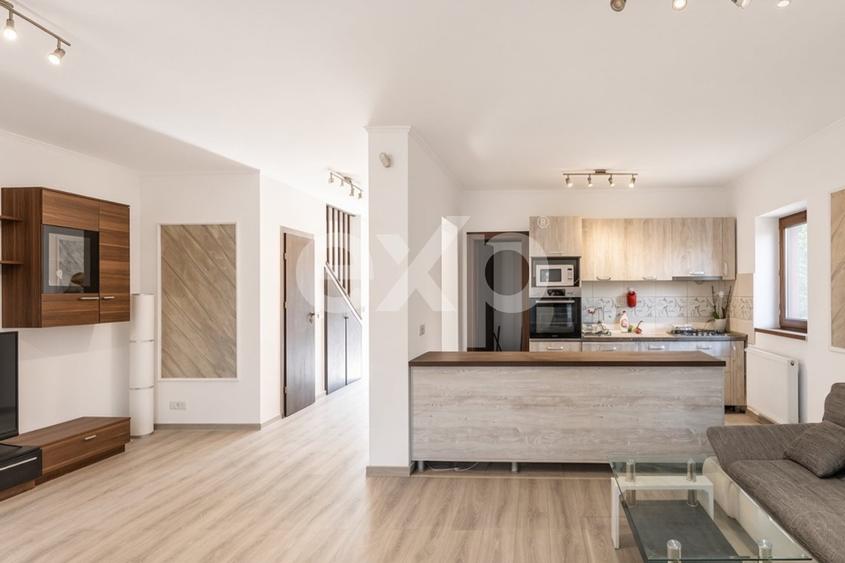 Duplex cu 4 camere cu Canalizare în Dumbrăvița