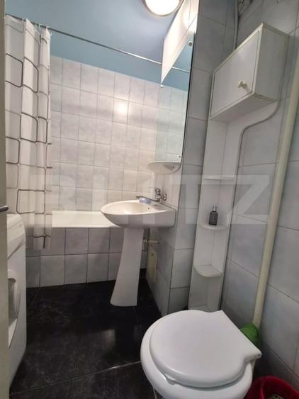 Apartament cu 2 camere decomandat, mobilat în Tudor