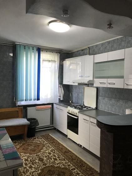 Apartament cu 2 camere decomandat în Dărmănești