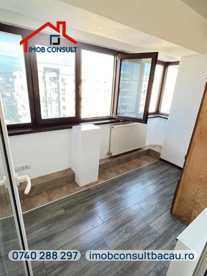 Apartament cu 3 camere decomandat în Ultracentral
