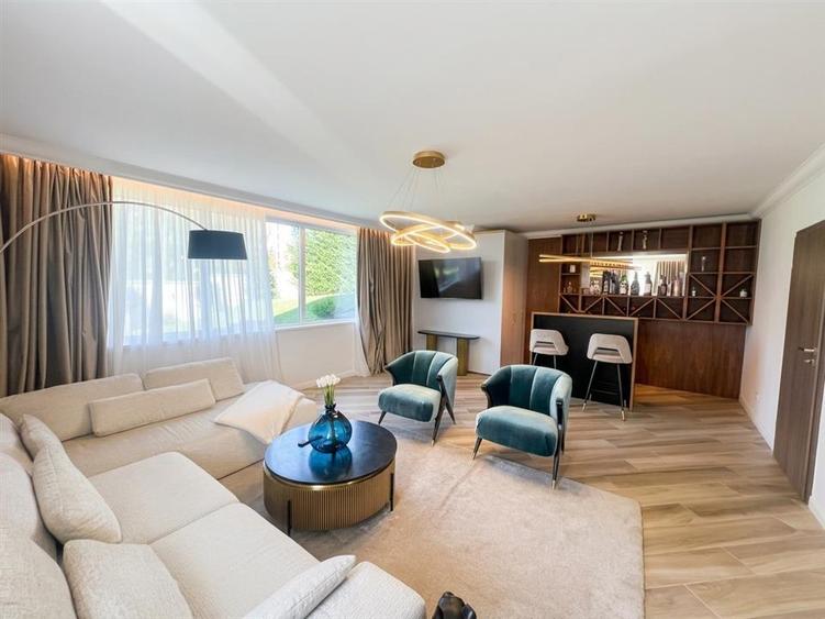 Casă cu 4 camere cu Teren 474 Mp în Dealuri Oradea