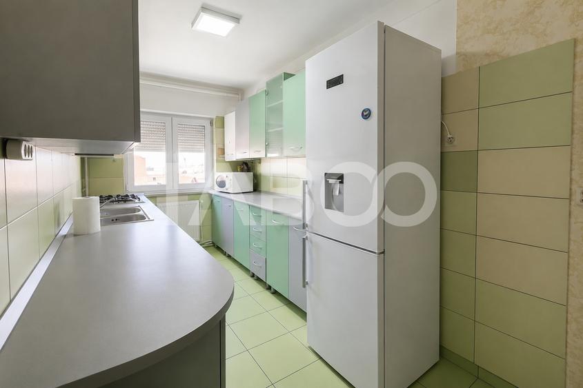 Apartament cu 2 camere nedecomandat, mobilat în Vasile Aaron