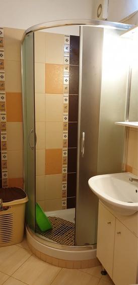 Apartament cu 2 camere semidecomandat în Tractorul
