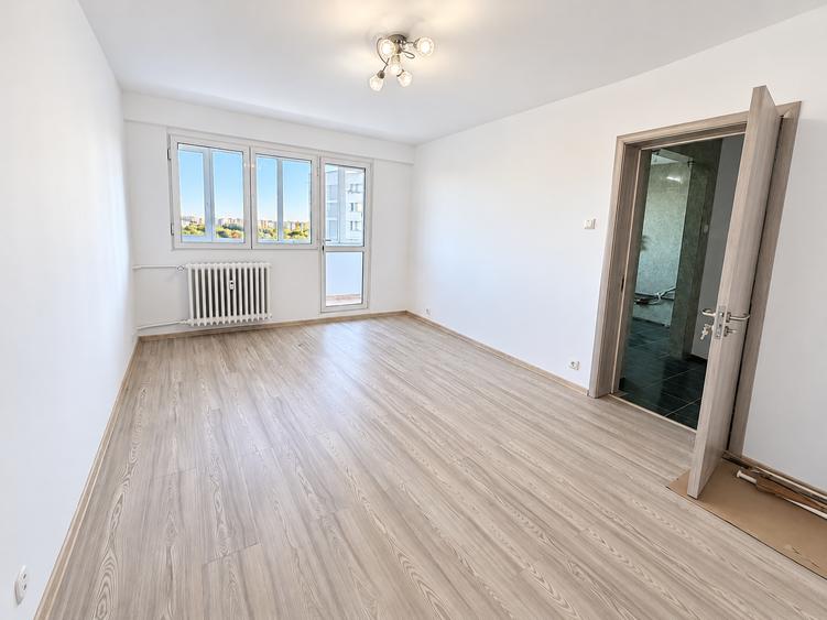 Apartament cu 2 camere semidecomandat în Baba Novac