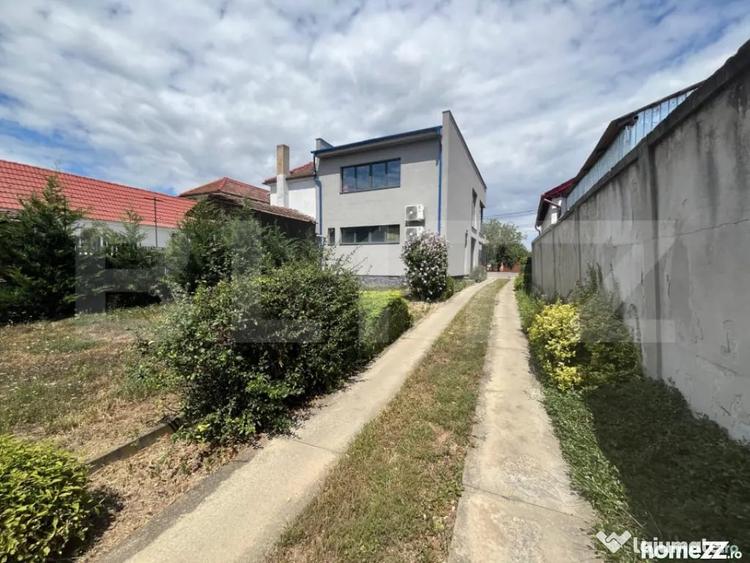 Spațiu comercial, de 226 mp, în Central