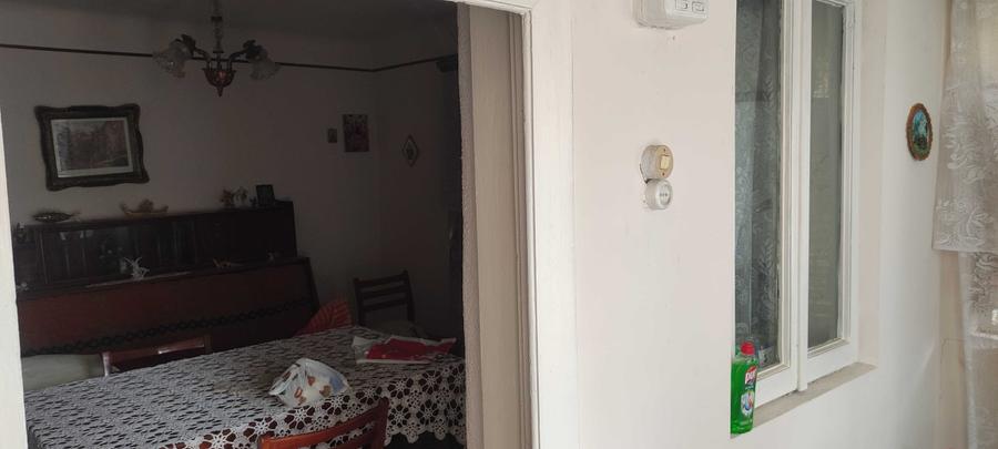 Casă cu 3 camere în Râmnicu Sărat