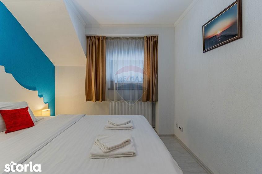 Casă cu 7 camere cu Teren 1004 Mp în Central