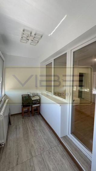 Apartament cu 2 camere semidecomandat, mobilat în Podu Roș