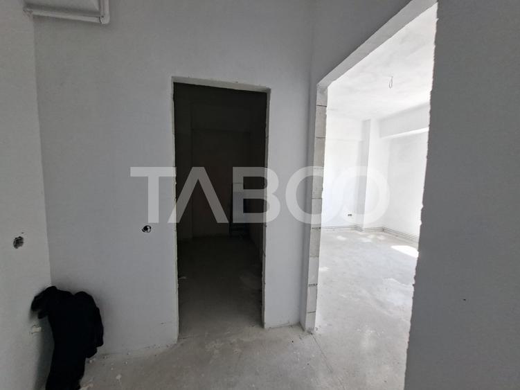 Apartament cu 2 camere decomandat în Mihai Viteazul