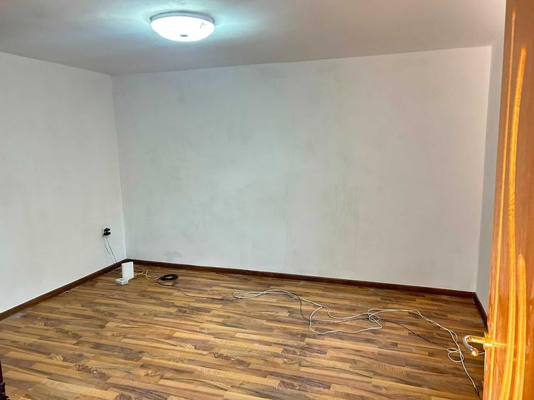 Casă cu 3 camere în Tătărăștii de Sus