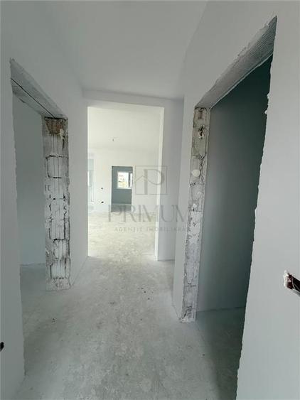 Duplex cu 3 camere cu Canalizare în Moșnița Nouă