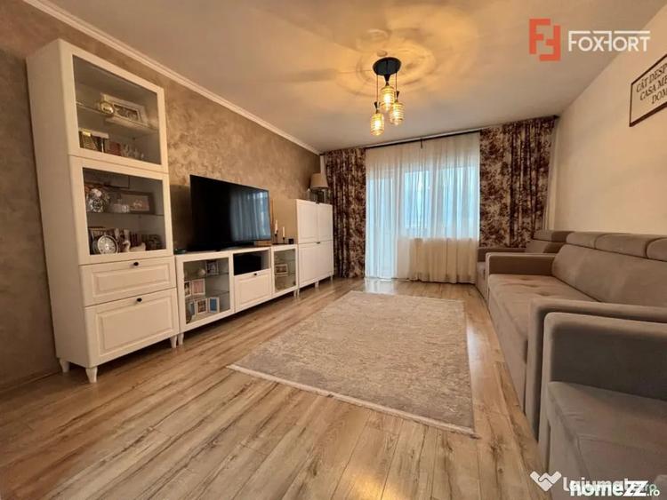 Apartament cu 5 camere decomandat în Fortuna