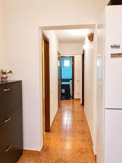 Apartament cu 3 camere decomandat, mobilat în Dristor