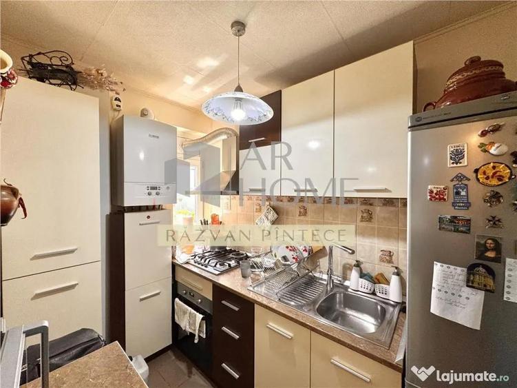 Apartament cu 5 camere decomandat, mobilat în Cantacuzino