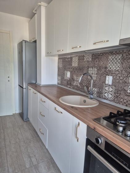 Apartament cu 2 camere decomandat în Crețuleasca