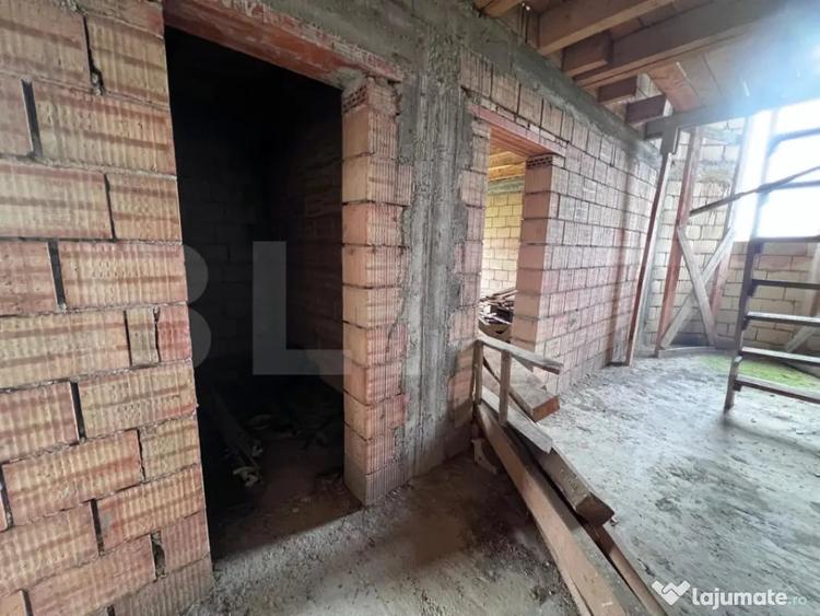 Casa la ro?u de vanzare, 260 mp, zona Santana de Mure? - 5