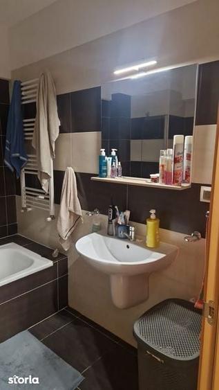 Apartament cu 2 camere în Între Lacuri