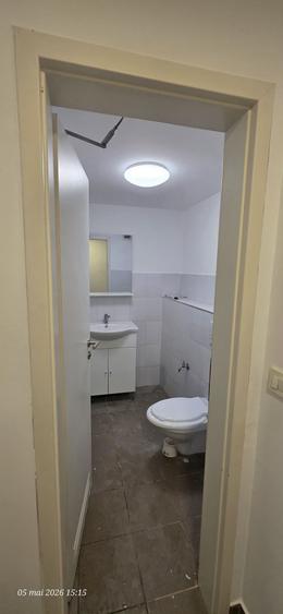 Spațiu comercial, de 100 mp, în Săsar
