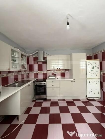 Casă cu 1 camere cu Teren 432 Mp în Podari